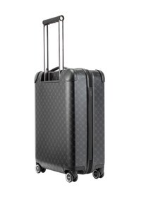 Zwarte harde koffer met een geometrisch patroon, uitschuifbare handgreep, vier wielen en een ritssluiting. Gevoelde oppervlakte met afgeronde randen.