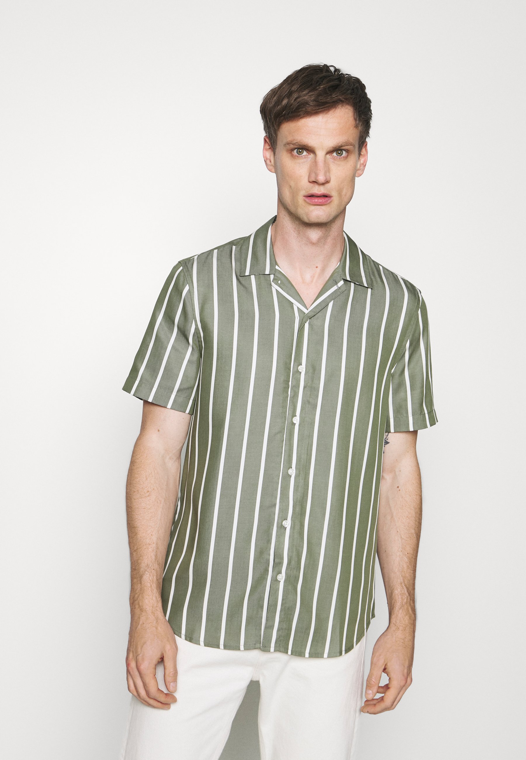 forét ROAD SHIRT - Marškiniai - army 