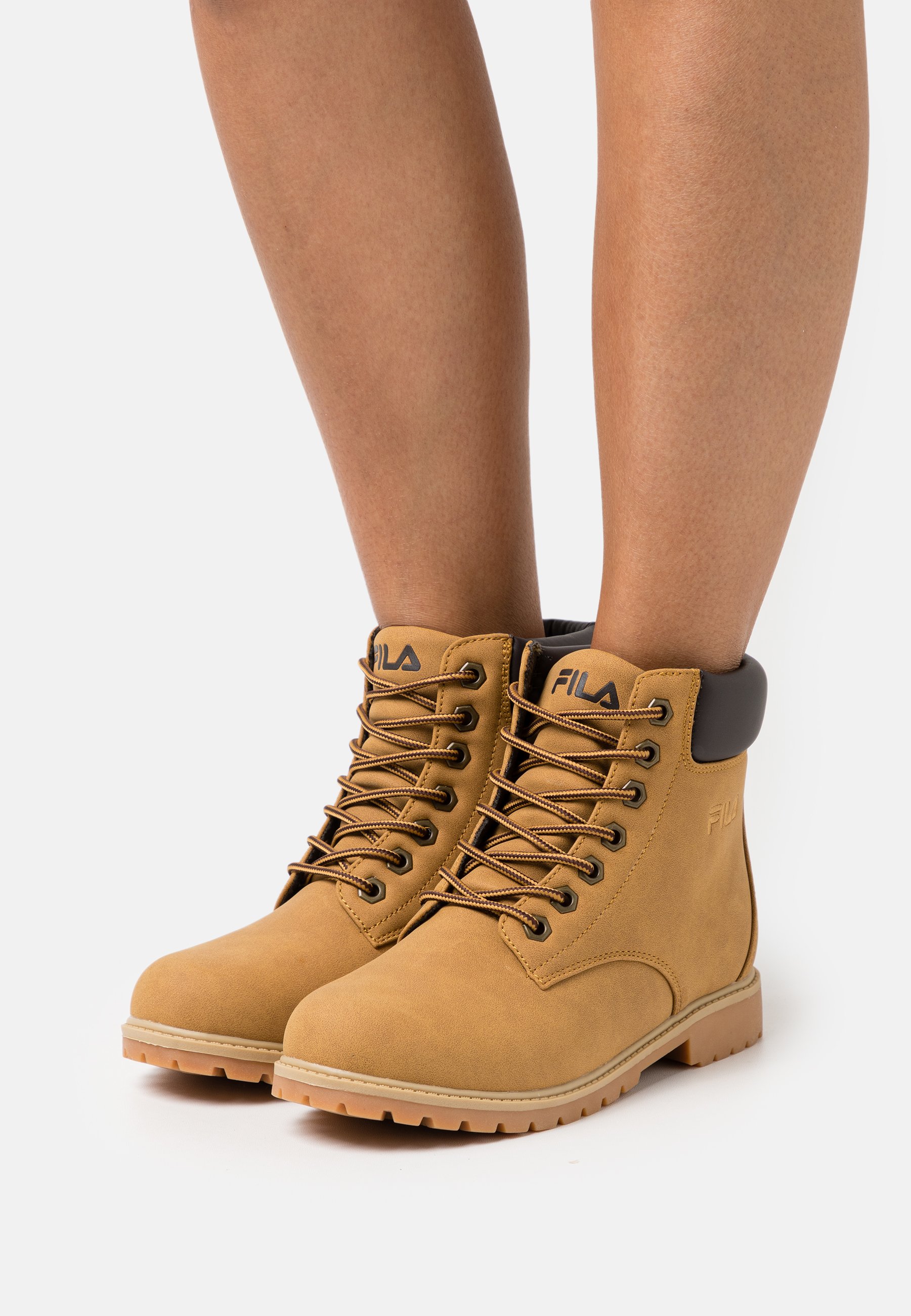 fila maverick mid wmn