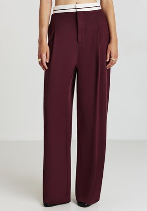 CON PINCES - Pantaloni - bordeaux