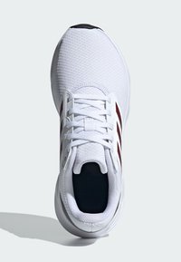 adidas Performance GALAXY 6 M - Chaussures de running sur route - cloud white   shadow red   iron metallic