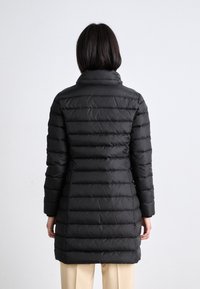 Thumbnail Image 5