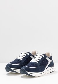 LOVE OUR PLANET by MARCO TOZZI Sneaker low - navy