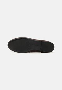 PARFOIS FLAT SHOES - Slip-ons - dark brown