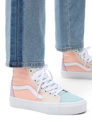 UA SK8-HI TAPERED - Sneaker high - misc