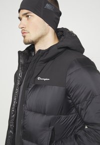 Champion HOODED JACKET - Spordijakk - black