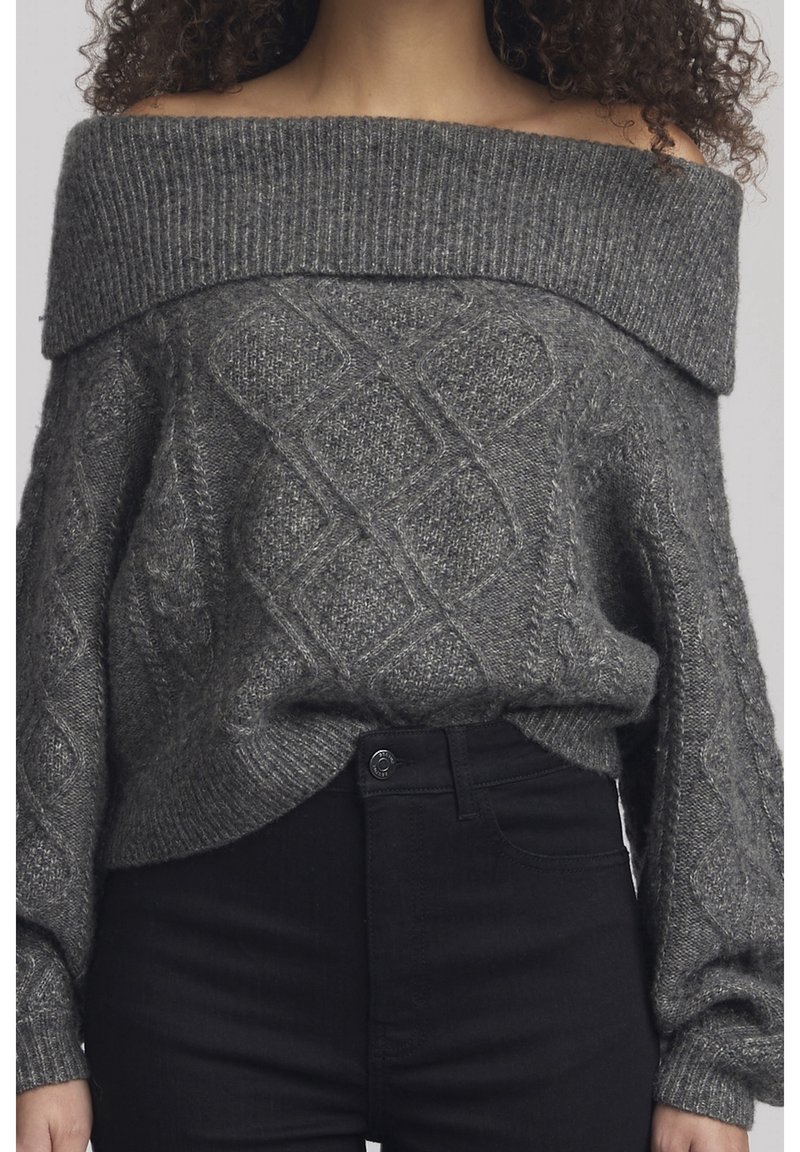 Gestuz Stickad tröja - dark grey