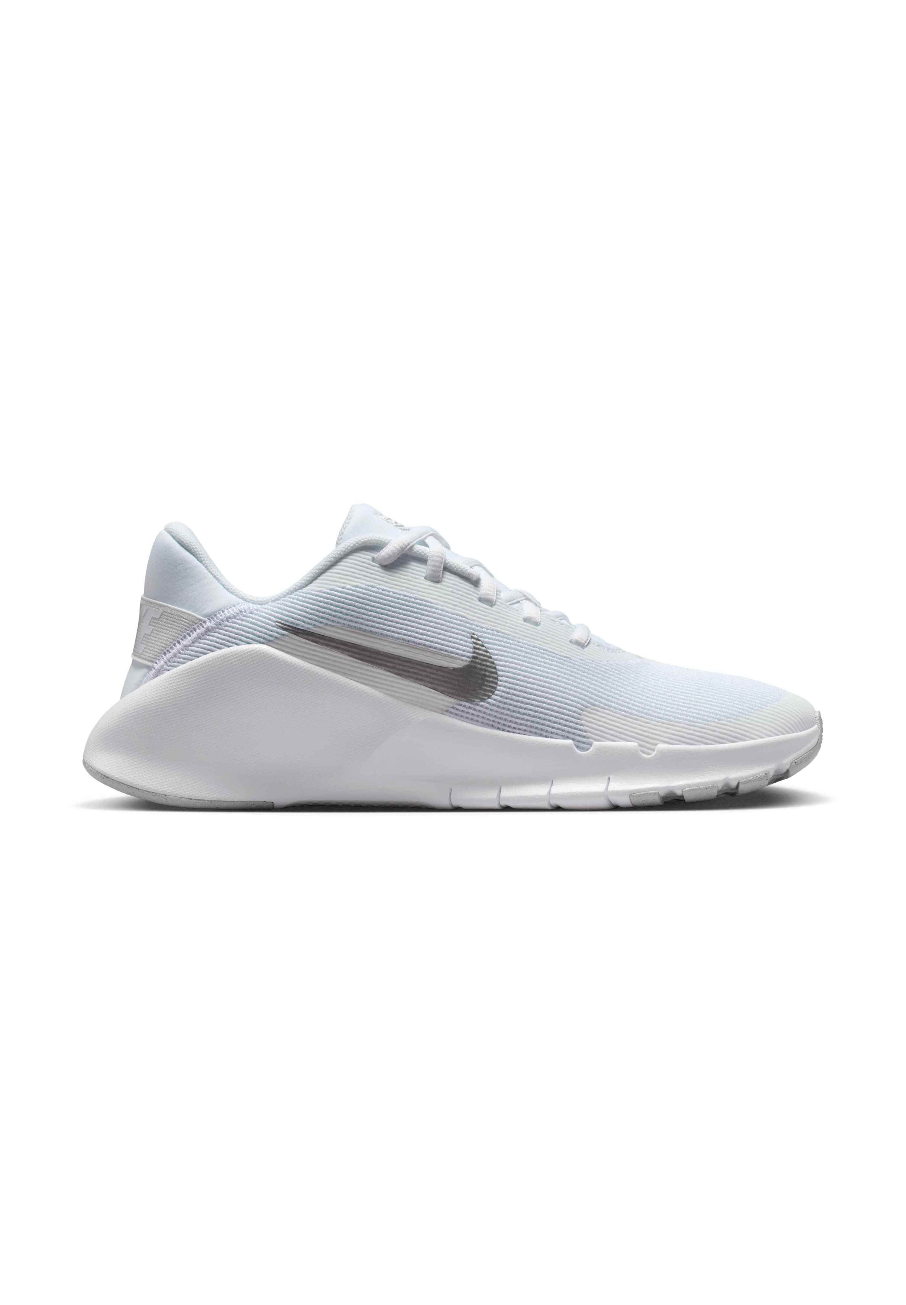 white nike shoes with silver swoosh