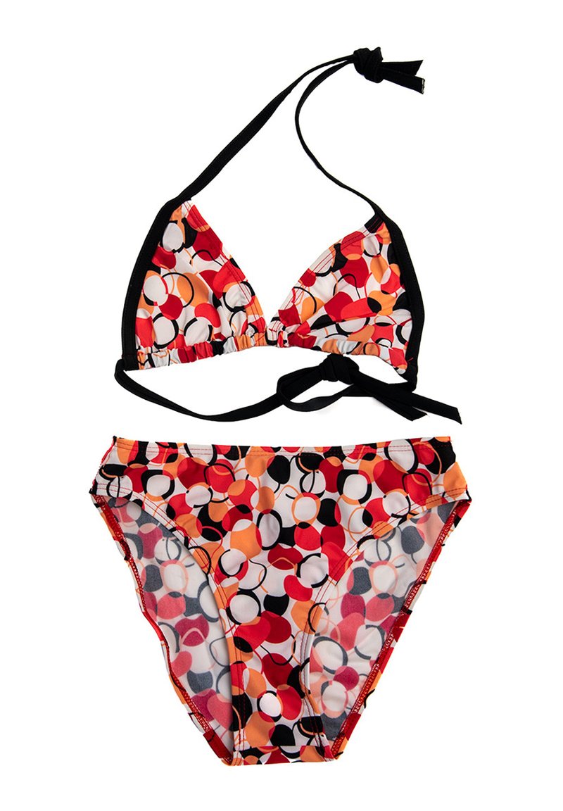 Zestaw bikini z trójkątnym stanikiem i pasującymi majtkami. Charakteryzuje się wielokolorowym wzorem okręgów w kolorze czerwonym, czarnym i białym na jasnym tle.
