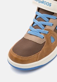 KangaROOS KALLEY II EV UNISEX - Vysoké tenisky - brown/sky