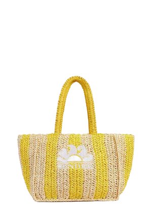 Borsa tote in paglia intrecciata con strisce gialle e naturali, caratterizzata da un design floreale e logo. Finitura testurizzata con due manici robusti.