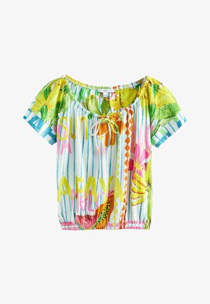 Blouse colorée à manches courtes avec imprimés floraux et fruits, rayures verticales bleues, encolure froncée avec un nœud et ourlet élastique.