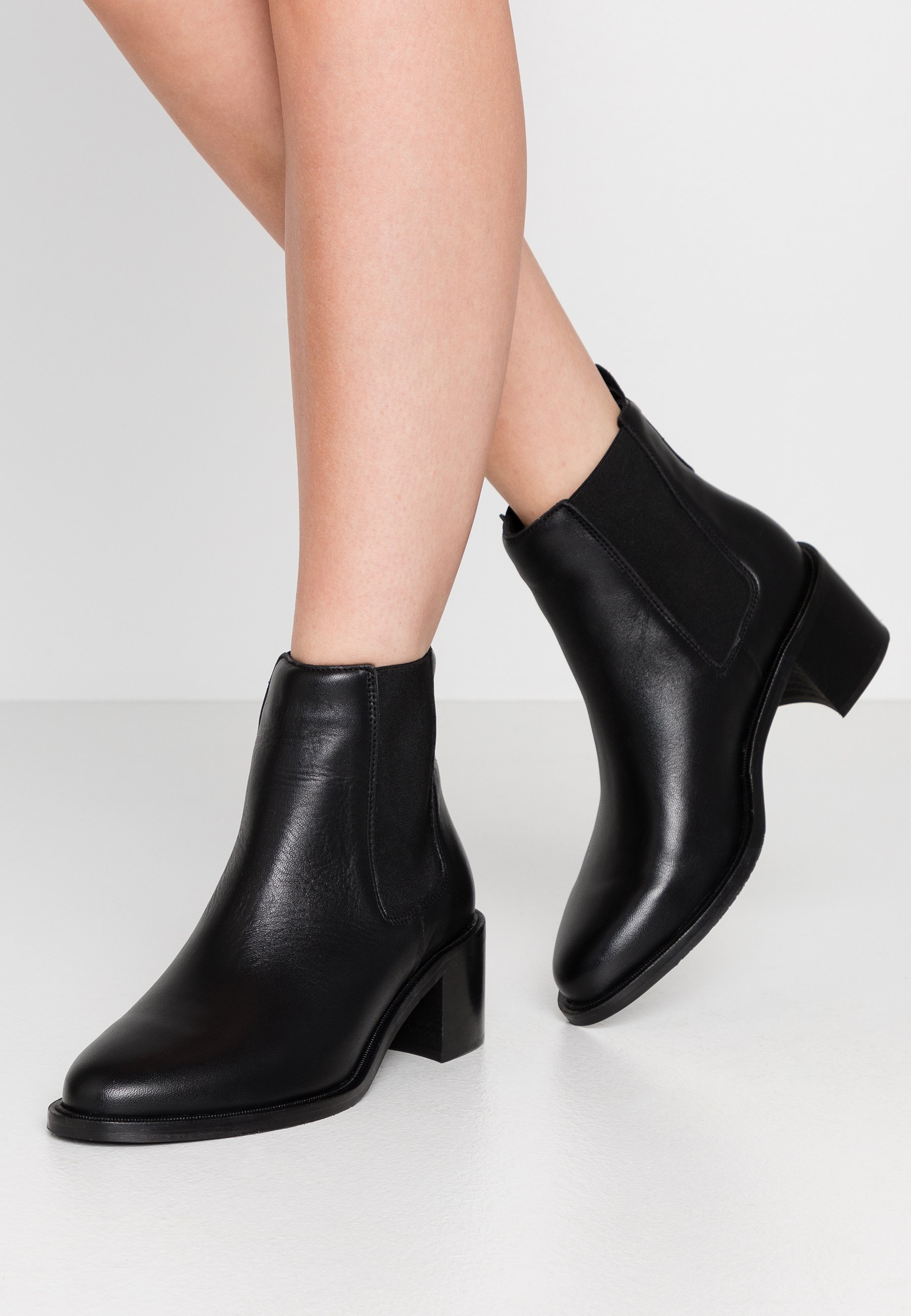 Stiefeletten Blau Royal Republiq Stiefel Chelsea Boots Royal