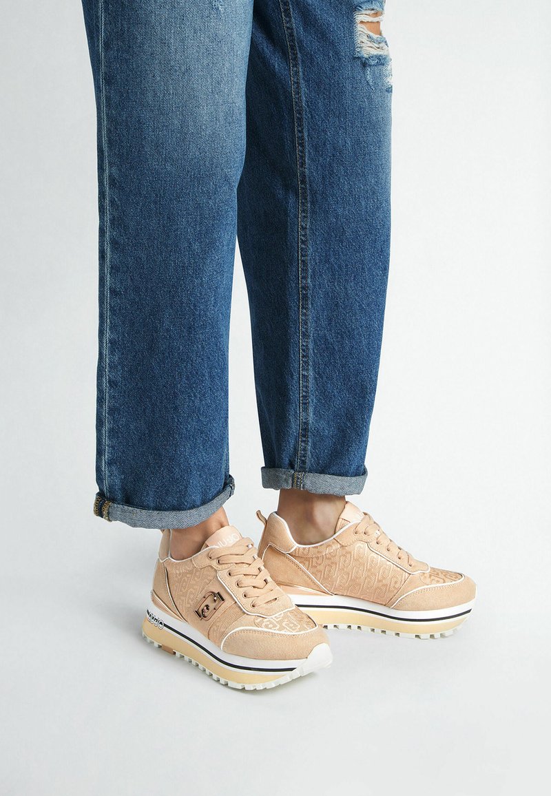 LIU JO Baskets basses - Photo 2