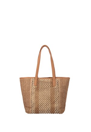 Geantă tote maro țesută, cu două mâneruri lungi din piele și un panou frontal cu model pentru transportul obiectelor personale.