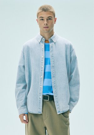 PULL&BEAR, FW 26 - CAMISA DENIM BUTTON DOWN - Chemise - blue
