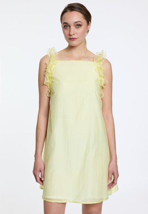 Ana Alcazar, ANA ALCAZAR RÜSCHENKLEID DATIA - Jurk - gelb