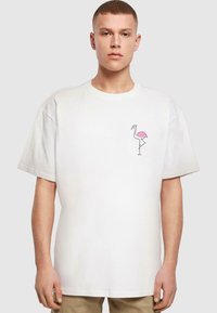 Merchcode FLAMINGO HEAVY - T-shirt print - white