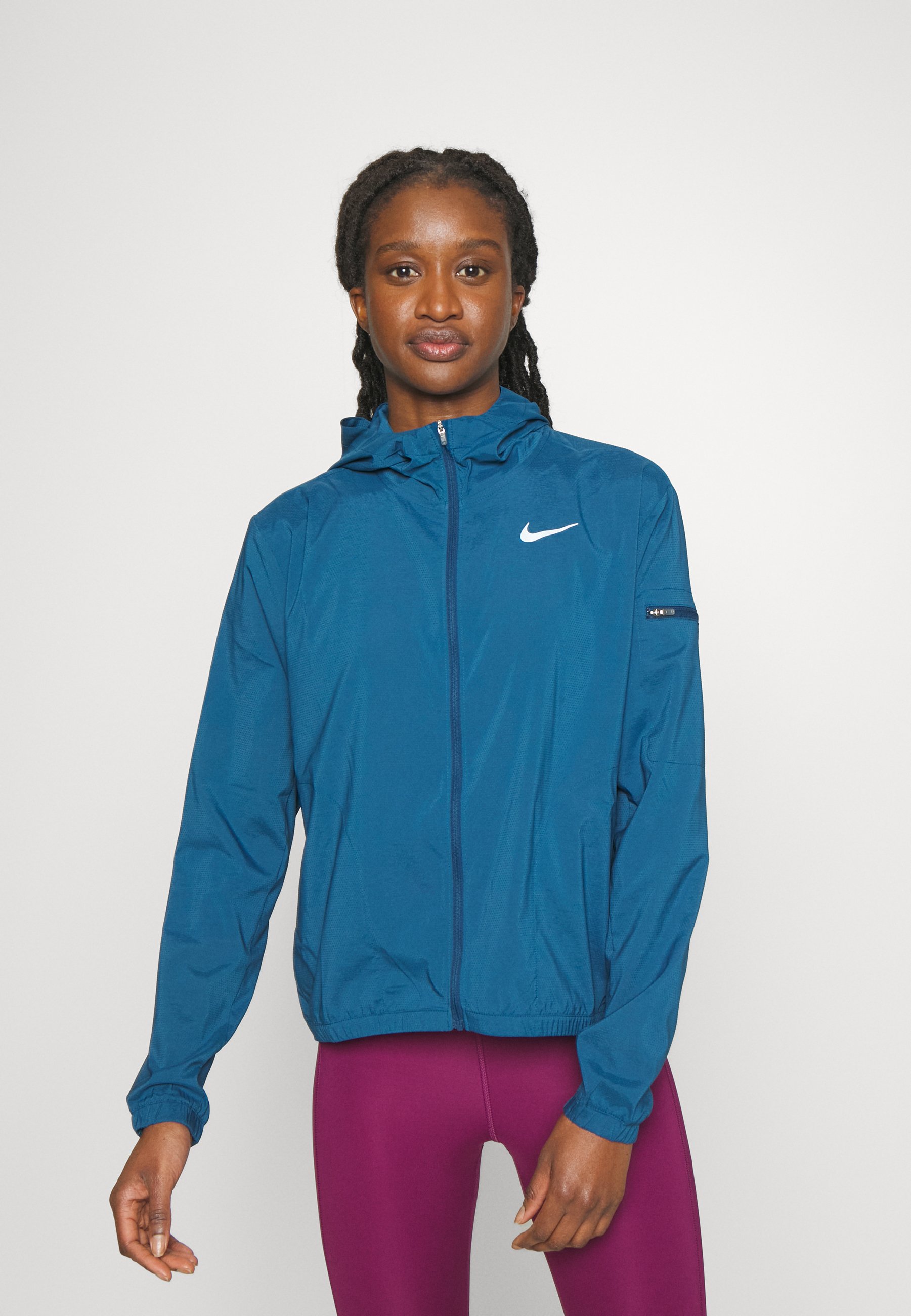 Nike allwetterjacke damen Clearance