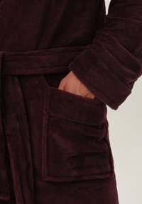 Henderson - Szlafrok