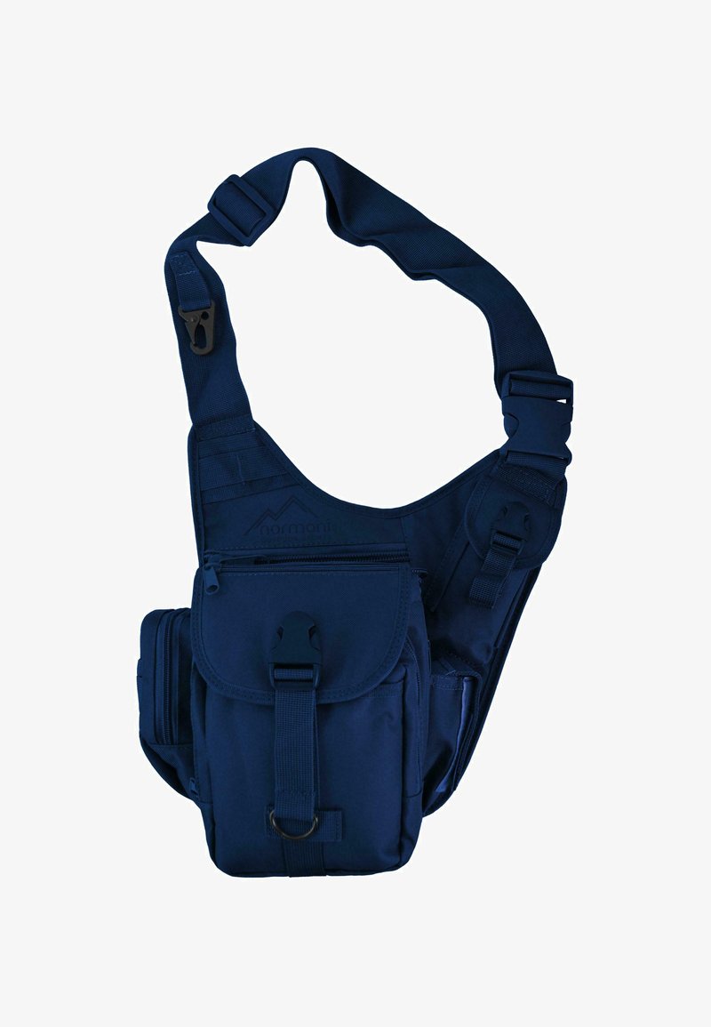 Marineblaues Slingbag aus strapazierfähigem Material, ausgestattet mit verstellbarem Gurt, frontaler Klappen-Tasche und Reißverschlüssen. Kompaktes, funktionales Design mit mehreren Fächern.