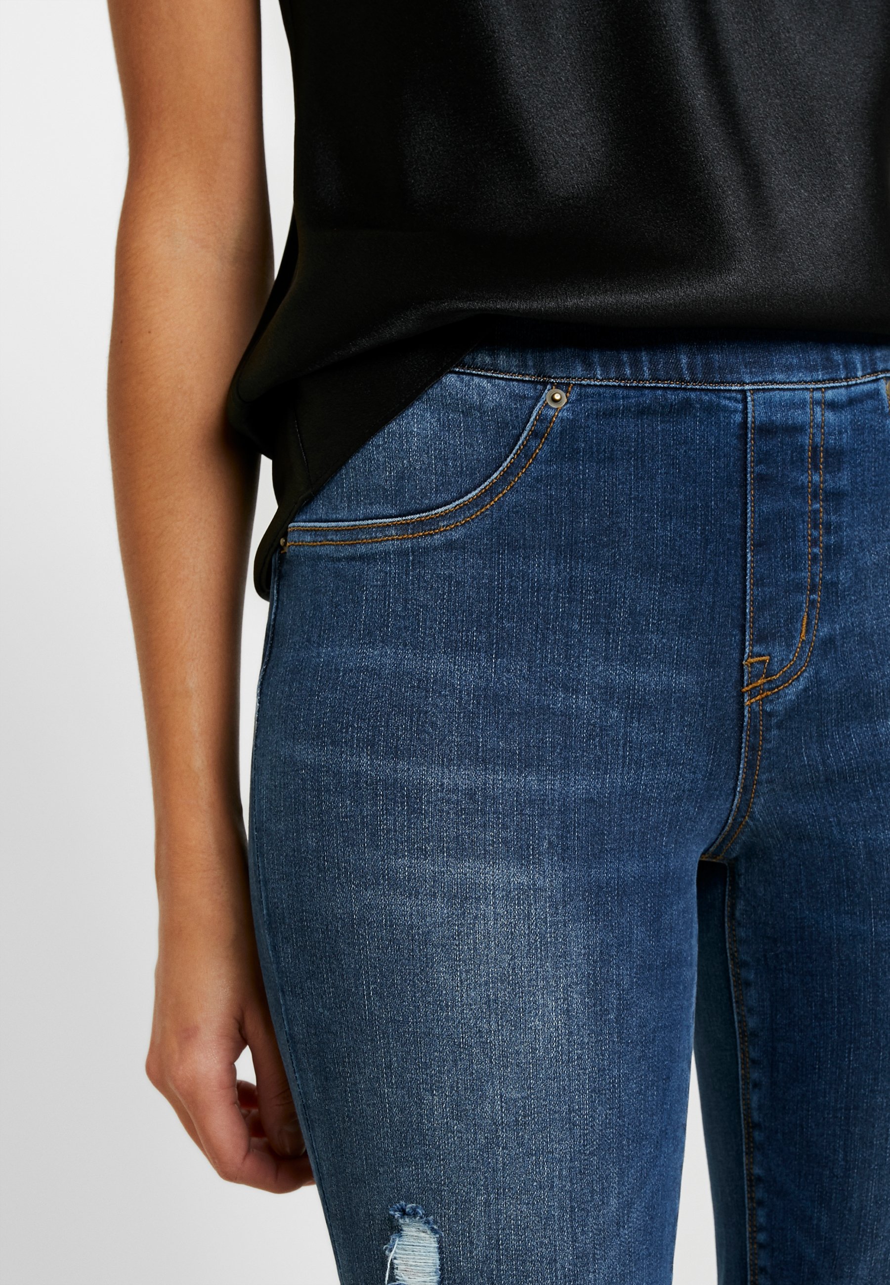 Spanx DISTRESSED - Jeans Skinny Fit 