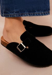 Friends Like These REGULAR FIT - BUCKLE COMFORT  FIT - Puukingad - black