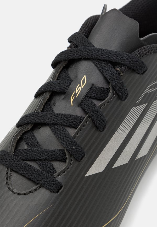 Fußballschuh Nocken