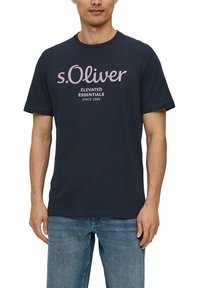 s.Oliver MIT GROSSEM LABEL - T-shirt print - navy
