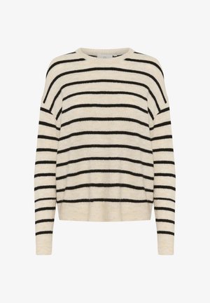 Krémový sveter s čiernymi horizontálnymi pruhmi, vyrobený z mäkkej, textúrovanej tkaniny. Má okrúhly výstrih a dlhé, mierne nadmerné rukávy.