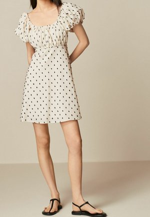 Day dress - beige