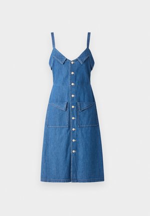 Robe midi en denim avec des bretelles spaghetti, décolleté en V, fermeture à boutons sur le devant, deux grandes poches avant et détails de couture contrastés. Couleur bleue.
