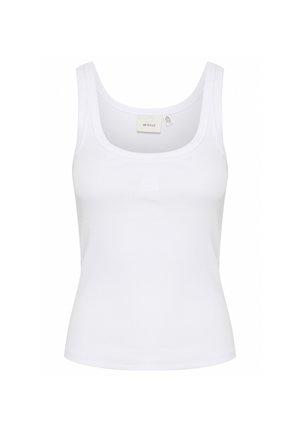 Weißes ärmelloses Tanktop aus Rippenstoff. Verfügt über einen runden Halsausschnitt und ein dezentes Logo in der Mitte. Einfaches, enganliegendes Design.