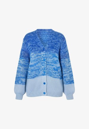 Niebieski sweter rozpinany z dzianiny z gradientowym wzorem, jaśniejszy niebieski u dołu, dekolt w serek oraz pięć pasujących niebieskich guzików.