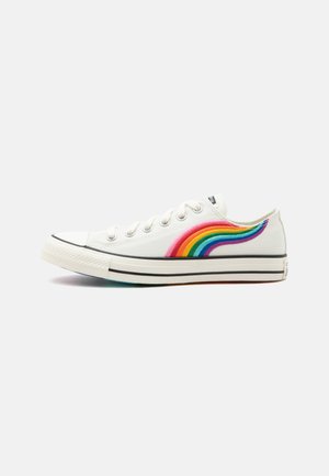 Converse, CHUCK TAYLOR ALL STAR UNISEX - Sneakers laag - vintage white/egret