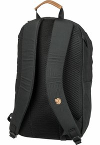 Schwarzer Rucksack mit gepolsterten Mesh-Trägern und einem Griff aus Leder. Verfügt über ein schlichtes Design mit einem kleinen Logo an der Seite. Strukturierter Stoff.