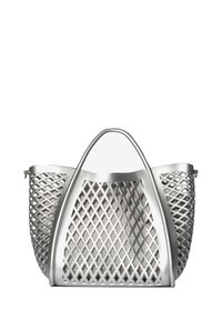 Borsa a rete argentata con un motivo a lattice geometrico, caratterizzata da una forma strutturata e doppi manici per un facile trasporto.