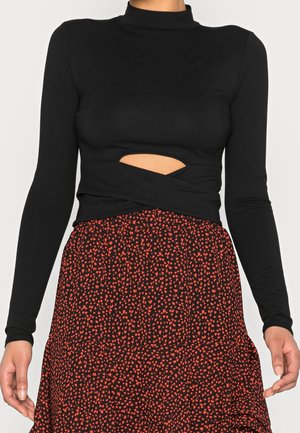 Long sleeved top - black