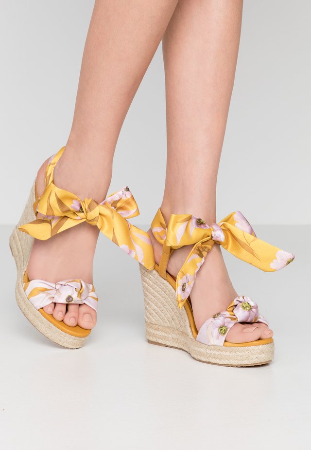 KELISSA - Sandalen met hoge hak - yellow