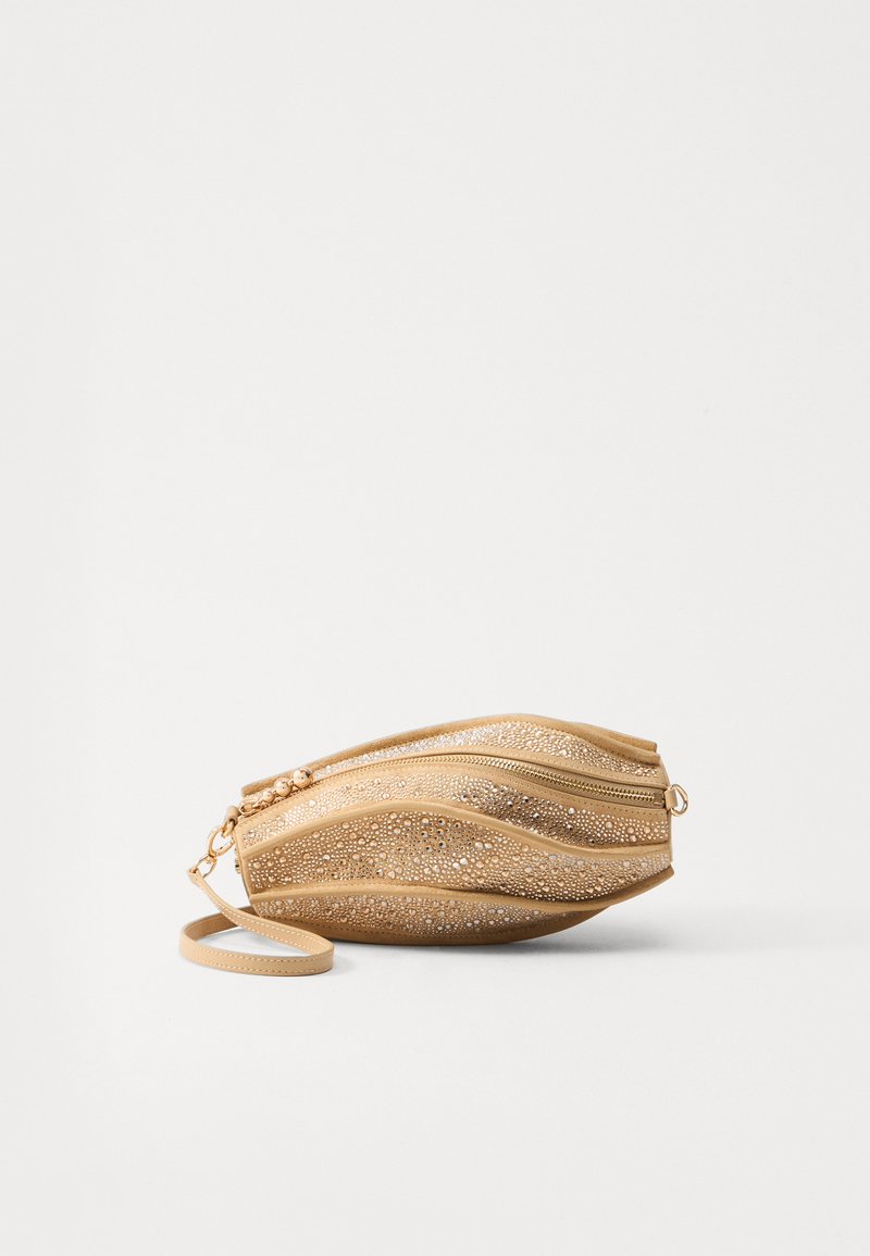 Cult Gaia MYRNA CLUTCH - Clutch - sand dollar