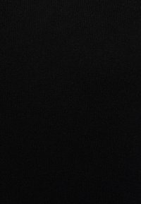 Davida Cashmere BASIC O NECK - Strikkegenser - black