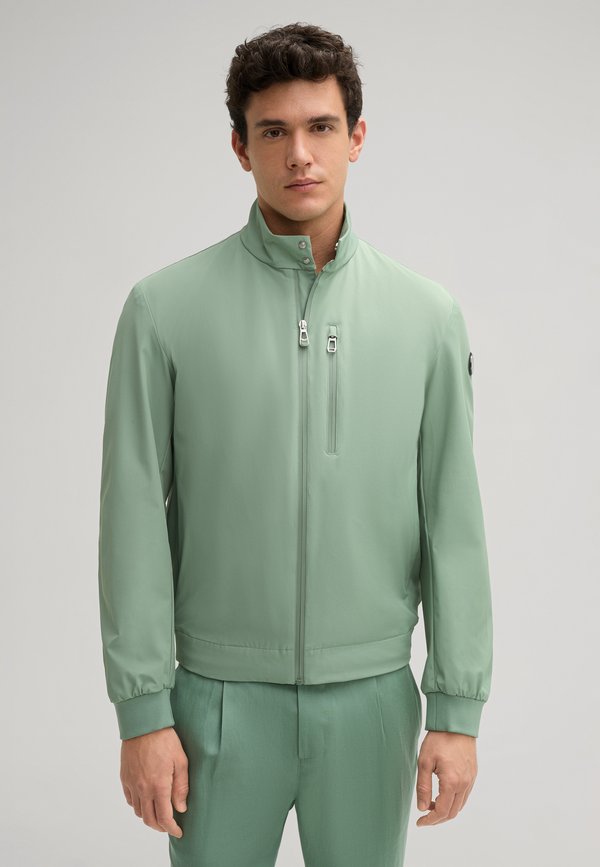 GORAN - Leichte Jacke - hellgrün