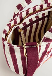 Cath Kidston Pirkinių krepšys - cherry stripe
