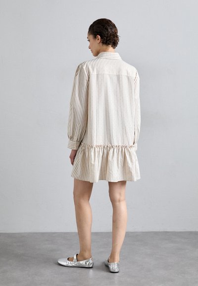sandro DRESS WITH STRIPE - Skjortekjole - kaki/rose