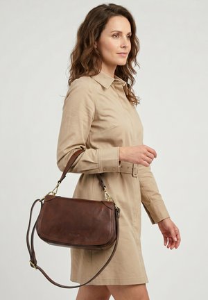 VENEZIA, CROSS BODY BAG - Kabelka - dark brown