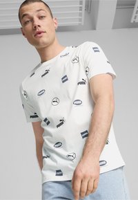 Puma POWER - Marškinėliai su spaudiniu - white