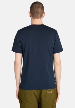 Timberland FRONT SEASONAL TREE LOGO GRAPHIC TEE - T-shirt con stampa - navy
