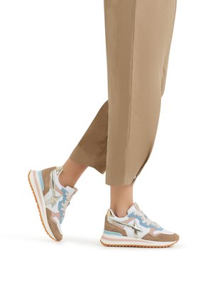 YAK - Trainers - rosa