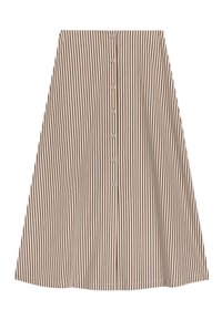 Randig kjol med vertikala bruna och vita ränder, utrustad med knäppning framtill, utsvängd form och len bomullstextur.