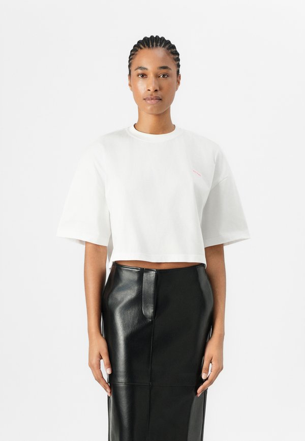 FASHION CROP TEE - Basic T-shirt